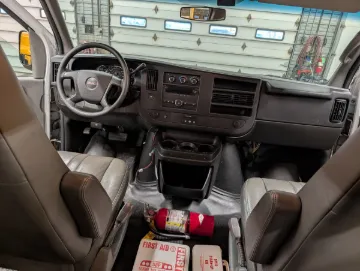 2014 GMC 7 Passenger School Van