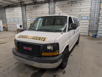2014 GMC 7 Passenger School Van