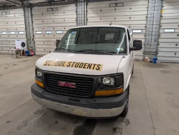 2014 GMC 7 Passenger School Van
