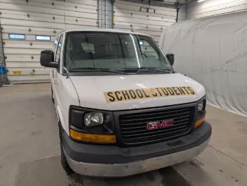 2014 GMC 7 Passenger School Van