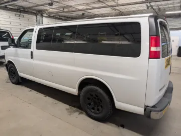 2014 GMC 7 Passenger School Van