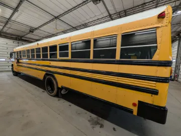 2012 Blue Bird Vision 72 Passenger