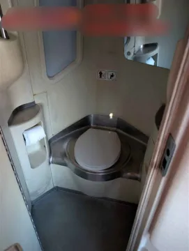 Picture of 1999 MCI 102EL3 Coach Bus