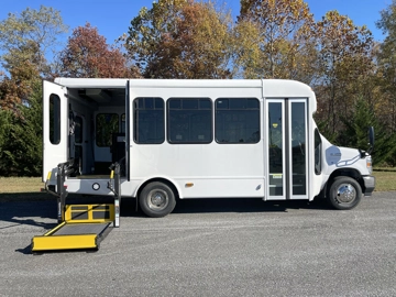 Picture of 2025 Ford E350 Starcraft Allstar ADA Shuttle Bus