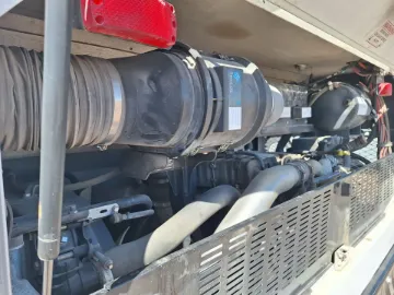 2020 Thomas HDX Rear Engine