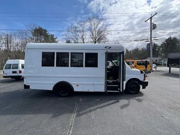 Picture of 2017 Chevrolet Express 3500 MFSAB