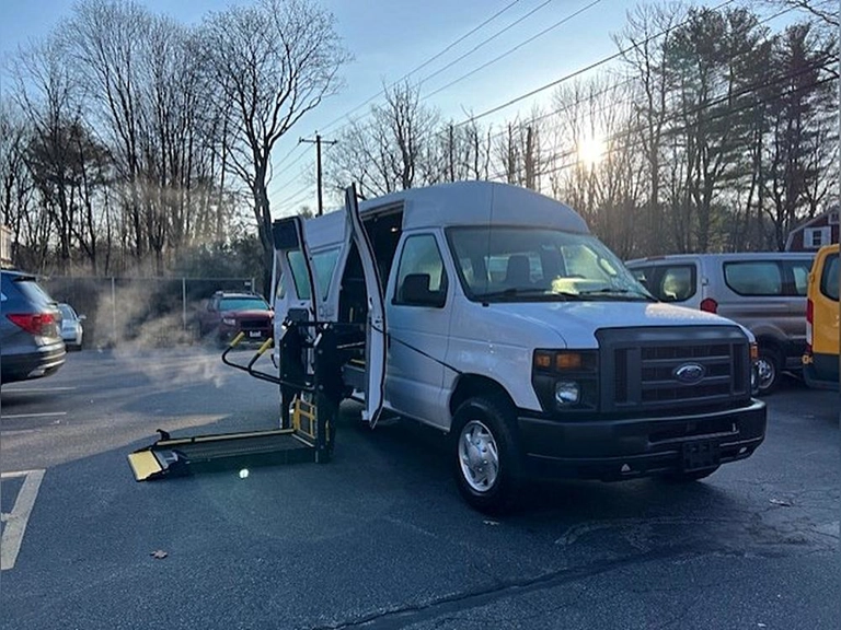 Picture of 2014 Ford E250 ADA Shuttle Bus