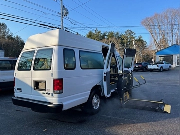 Picture of 2014 Ford E250 ADA Shuttle Bus