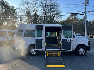 Picture of 2014 Ford E250 ADA Shuttle Bus