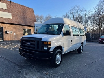 Picture of 2014 Ford E250 ADA Shuttle Bus