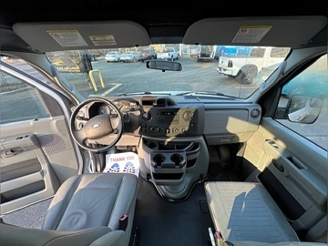 Picture of 2014 Ford E250 ADA Shuttle Bus