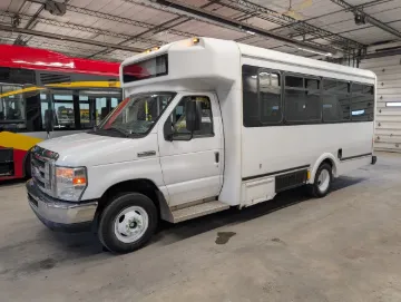 2014 Ford E450 Glaval 20P