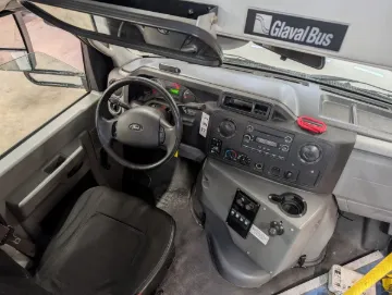 2014 Ford E450 Glaval 20P