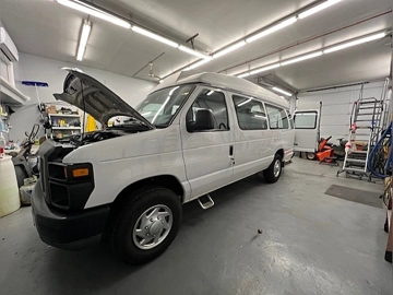 Picture of 2010 Ford E-250 ADA Passenger Van