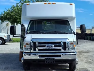 2014 Ford E-450 Eldorado ADA