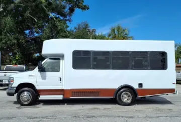 2014 Ford E-450 Eldorado ADA