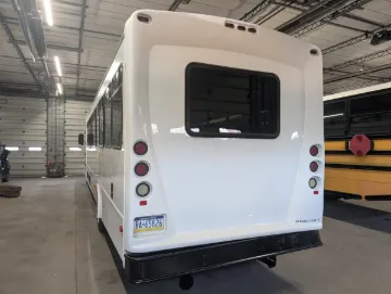 2013 International 40P ADA Shuttle