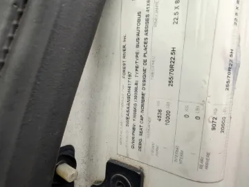 2013 International 40P ADA Shuttle