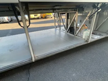 2016 MCI J4500 56-P Coach