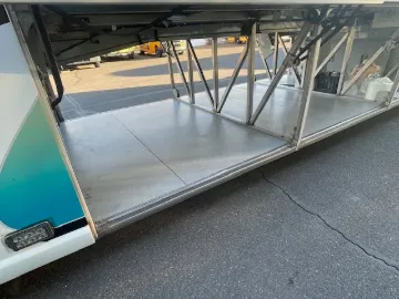 2016 MCI J4500 56-P Coach