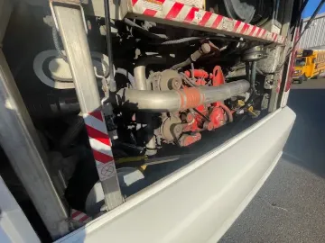2016 MCI J4500 56-P Coach