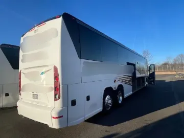 2016 MCI J4500 56-P Coach