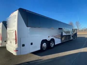 2016 MCI J4500 56-P Coach
