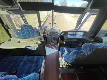 2017 MCI J4500