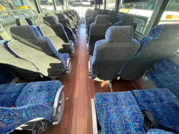 2017 MCI J4500