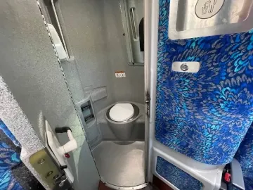 2017 MCI J4500