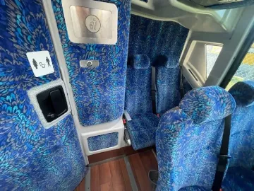 2017 MCI J4500