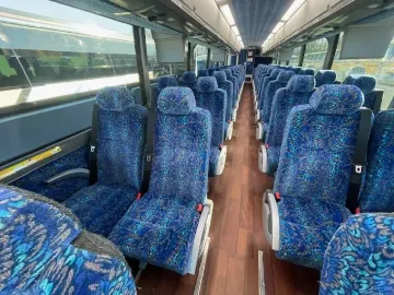 2017 MCI J4500