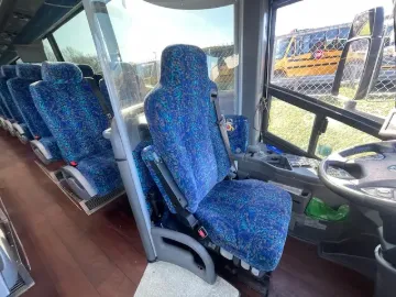 2017 MCI J4500
