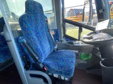 2017 MCI J4500