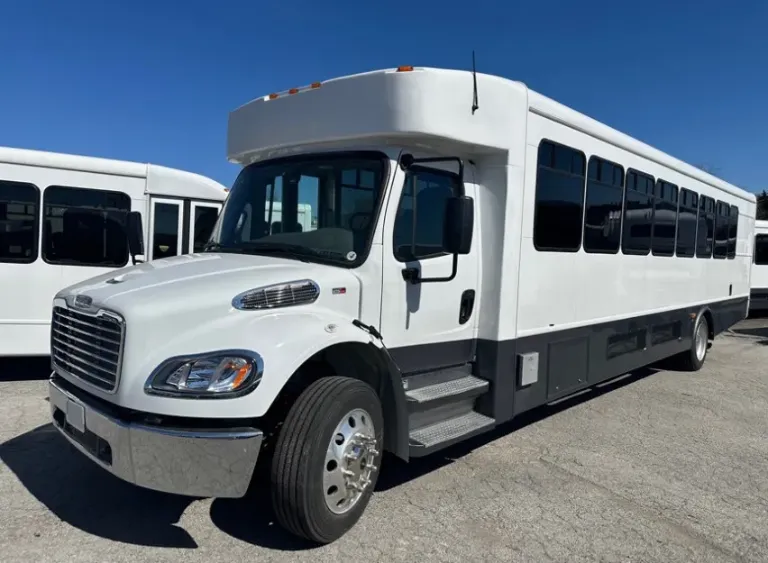 2027 Freightliner Glaval 38P