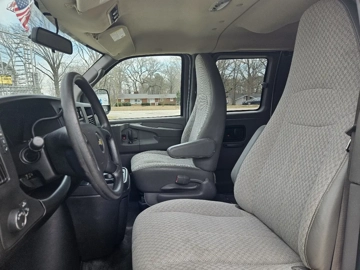 Picture of  2014 Chevrolet Express 1500 Passenger Van
