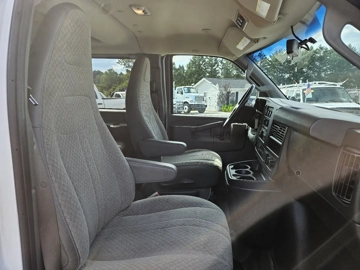 Picture of 2020 Chevrolet Express RWD 3500 Passenger Van