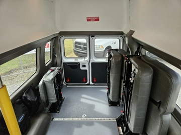 Picture of 2013 Ford E350 Super Duty ADA Shuttle Bus