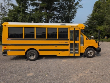 Picture of 2018 Chevrolet Thomas School Bus