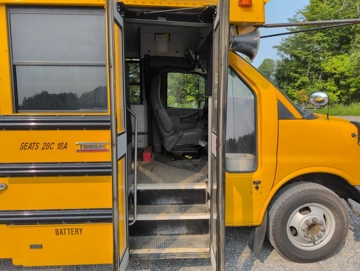 Picture of 2018 Chevrolet Thomas School Bus