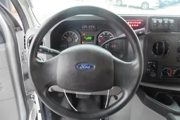 2017 Ford E-450 Shuttle Bus | 14-Passenger | 33,000 Miles