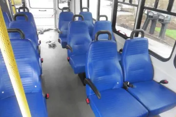 2017 Ford E-450 Shuttle Bus | 14-Passenger | 33,000 Miles