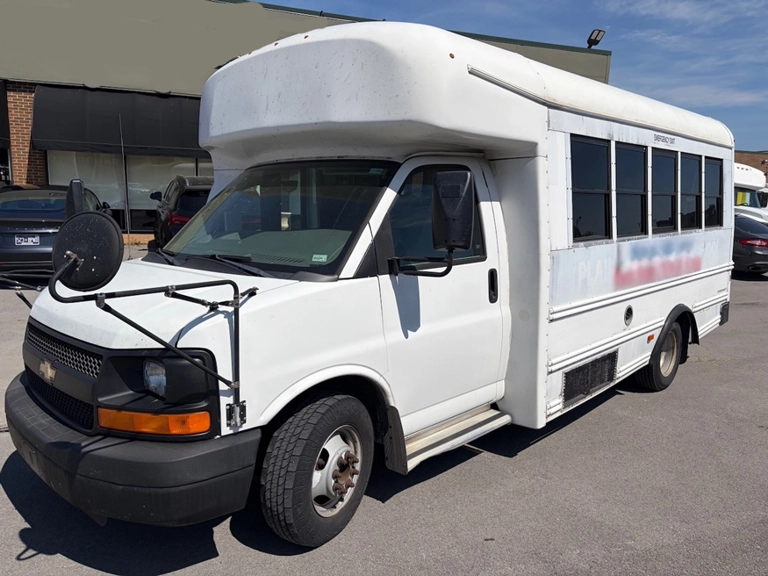 Picture of 2011 Starcraft Prodigy Shuttle Bus