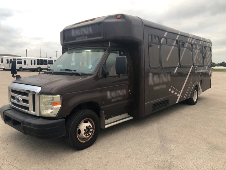Picture of 2018 Starcraft E450 Allstar Shuttle Bus