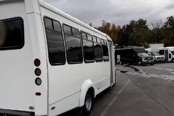 Picture of 2019 Ford E-450 Elkhart 25P