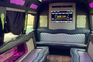 Picture of 2018 Freightliner M2 26P Party Bus