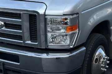 Picture of 2023 Ford E-450 Diamond 24P