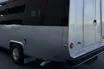 Picture of 2023 Ford E-450 Diamond 24P