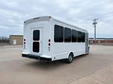 Picture of 2019 Ford E-450 Shuttle Bus