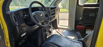 Picture of 2014 Chevrolet 4500 Shuttle Bus
